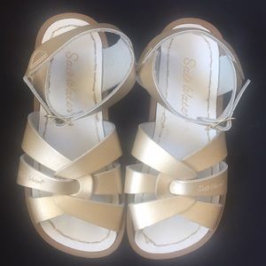 Salt water toddler sandals